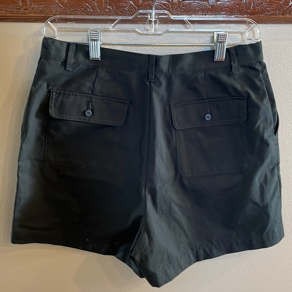 EDDIE BAUER classic black COTTON women’s shorts 4 inch inseam zipped 4 pockets 8 - Picture 2 of 9